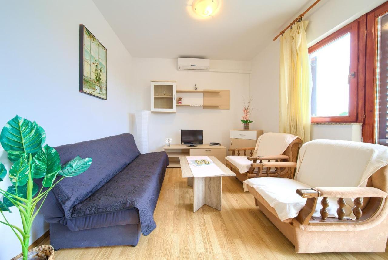Rasopasno Apartment With Terrace And Private Parking Esterno foto